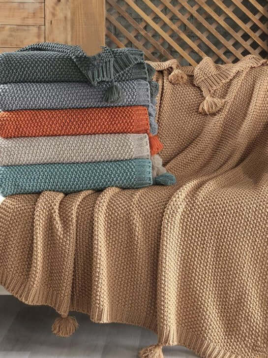 Camel Knitted Throw Blanket with Tassels – Soft Textured Single Sofa Throw (130 x 170 cm)