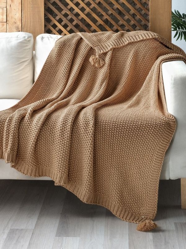 Camel Knitted Throw Blanket with Tassels – Soft Textured Single Sofa Throw (130 x 170 cm)