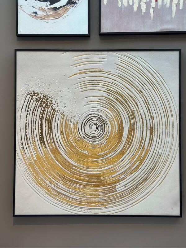 Golden Frequency – Abstract Circular Canvas with Black Metal Frame