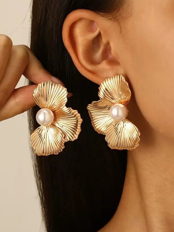 Celestia Bloom Earrings