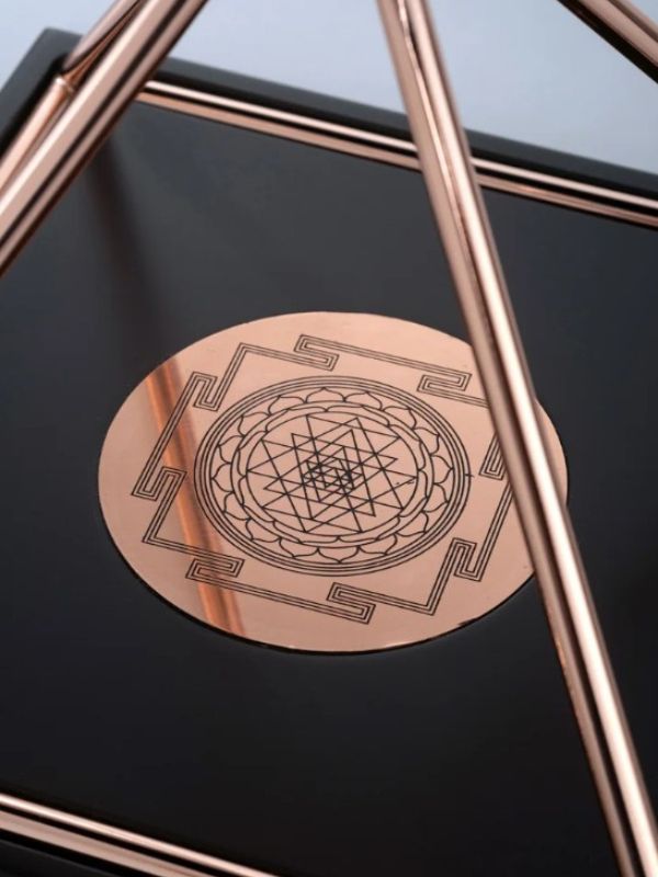 Copper Energy Pyramid – Energetic Home Accent & Meditation Aid