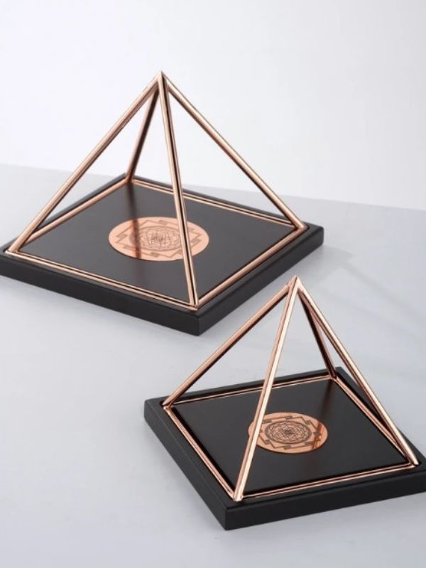 Copper Energy Pyramid – Energetic Home Accent & Meditation Aid