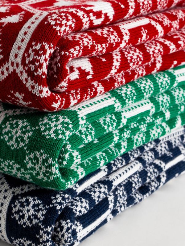 Nordic Red Reindeer Knit Throw – 130x170