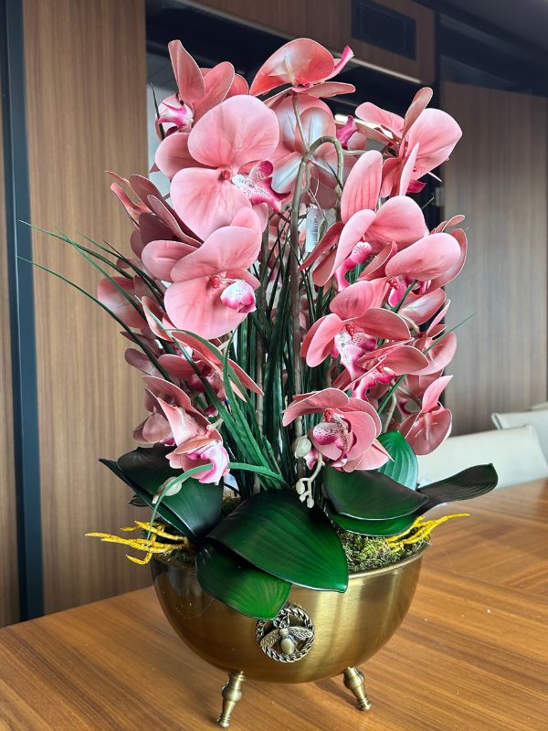Pink Orchid Arrangement – Premium Decorative Design with Brass-Finish Bowl