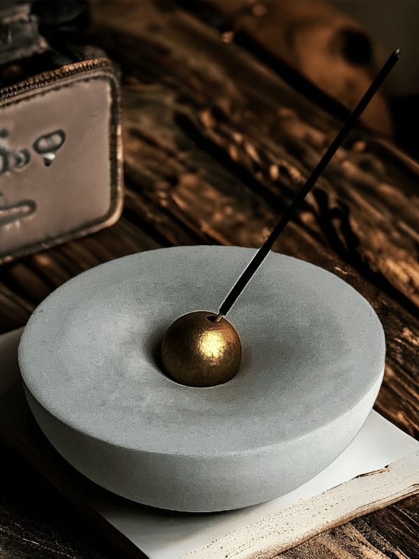 HOLE’ Concrete Smokehouse – Contemporary Incense Holder
