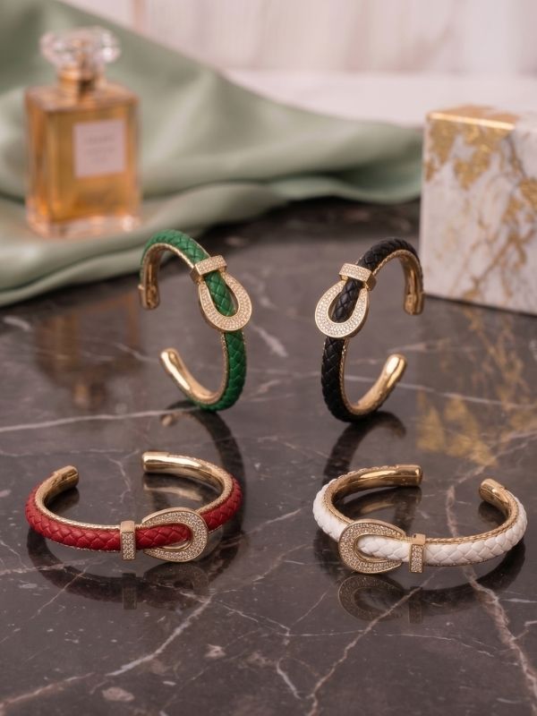 Luna Loop Bracelet