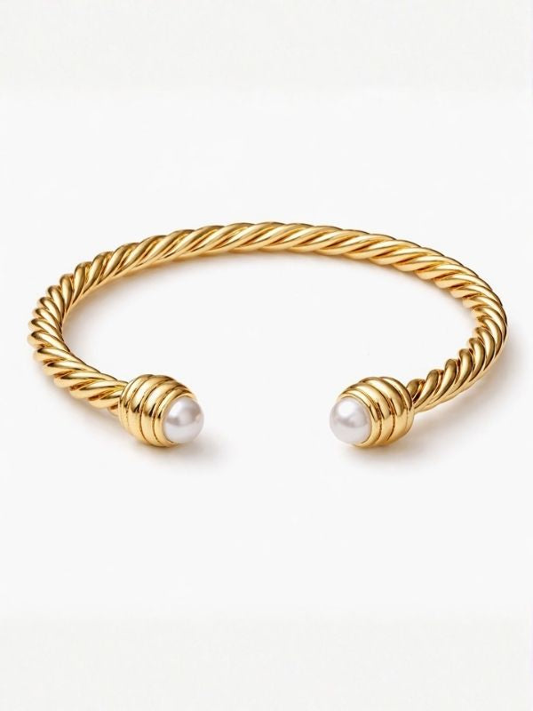 Luna Twist Cuff