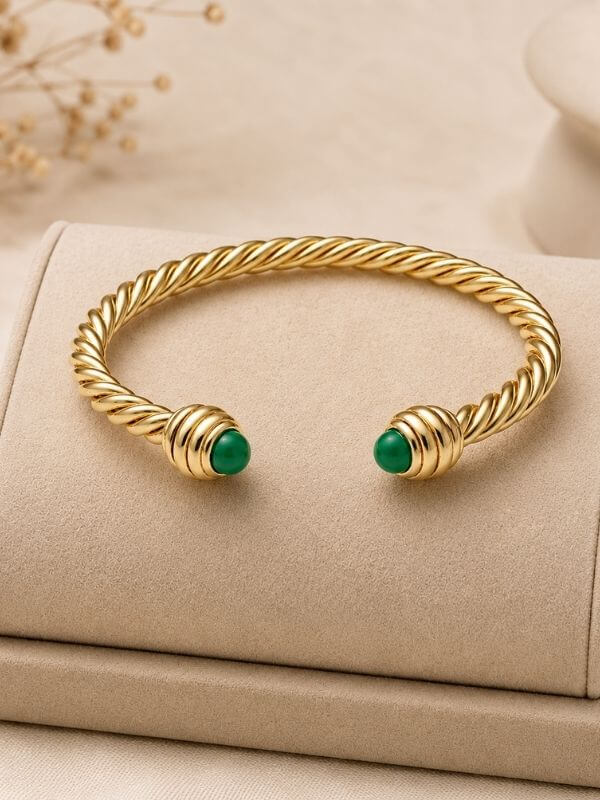 Luna Twist Cuff