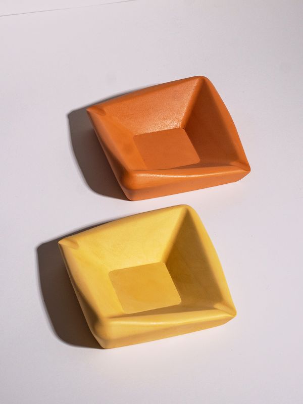 Minimal Ashtray Set of 4 – Stylish Concrete Smoke Break Accent