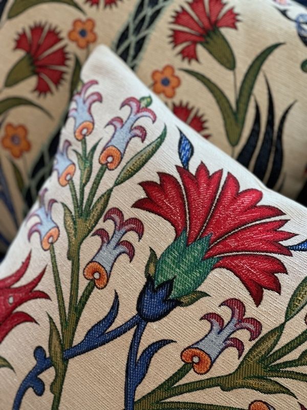 Ottoman Tulip Bloom Gobelin Cushion – 41x41 cm
