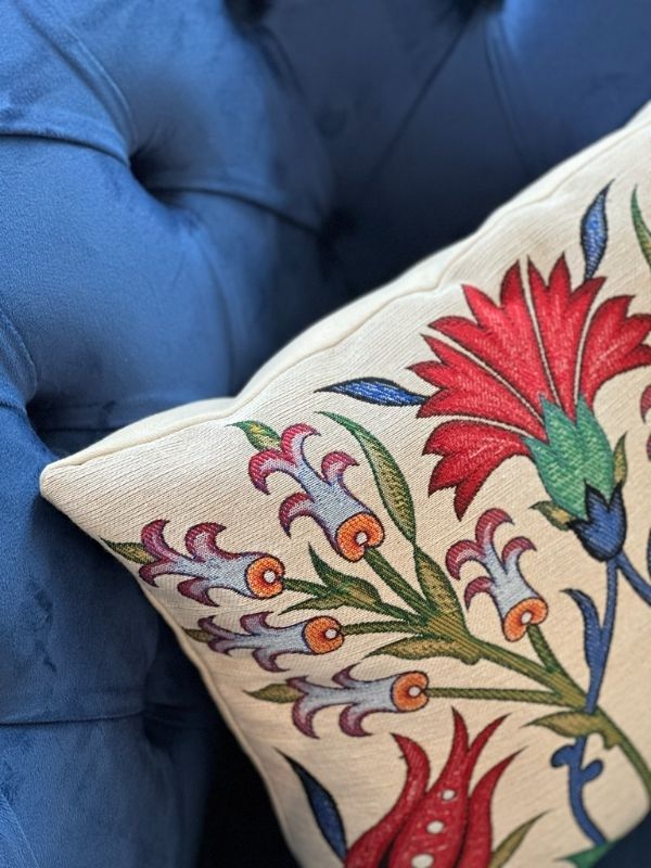 Ottoman Tulip Bloom Gobelin Cushion – 41x41 cm