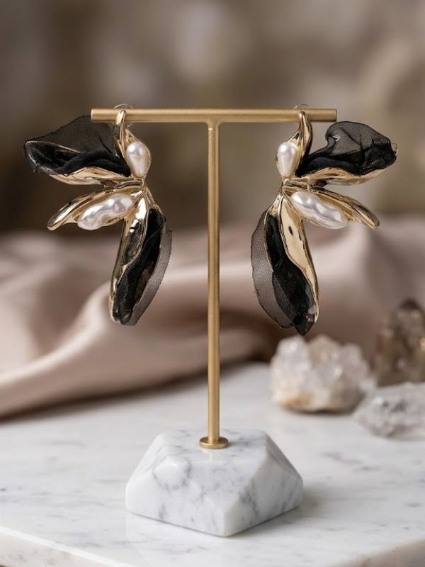 Petal Muse Earrings