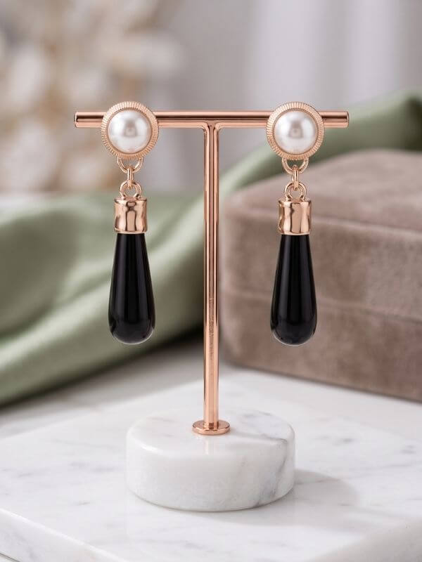 Selora Drop Earrings