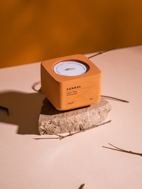 Organic Soy Wax Concrete Candle – Eco-Chic Fragrance Accent