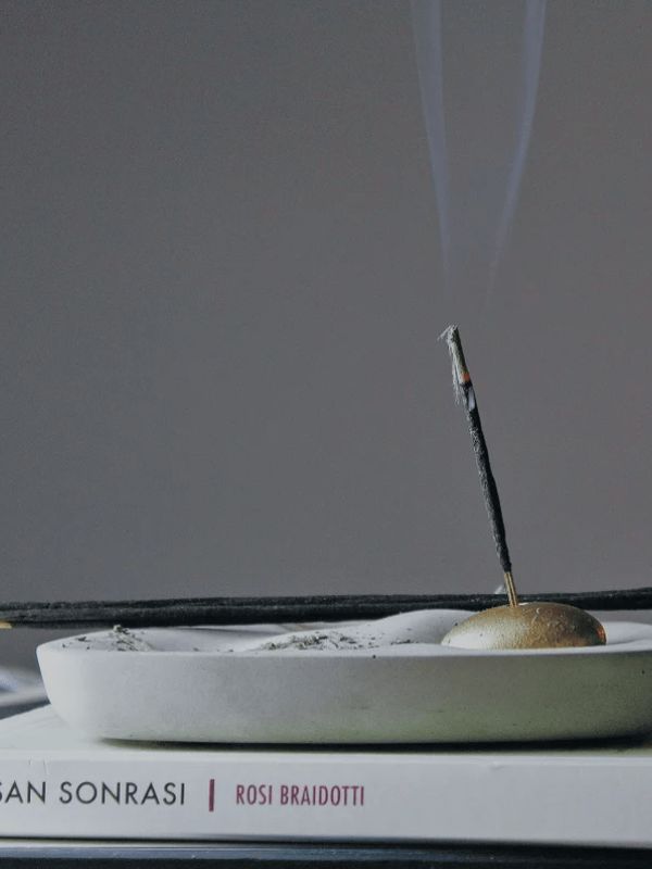 TOPOGRAPHY Concrete Incense Holder – Minimalist Terrain-Inspired Accent