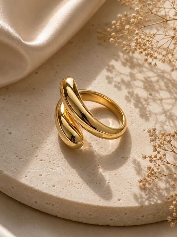 Twin Flow Ring