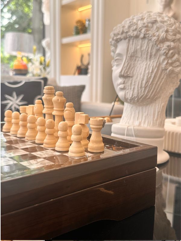 VIP Chess Set Small – Mother-of-Pearl Inlay Elegance