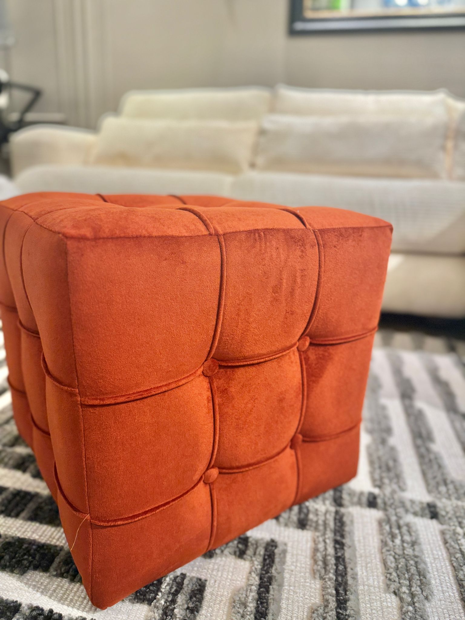 Velvet Cube Ottoman – Chic & Versatile Accent