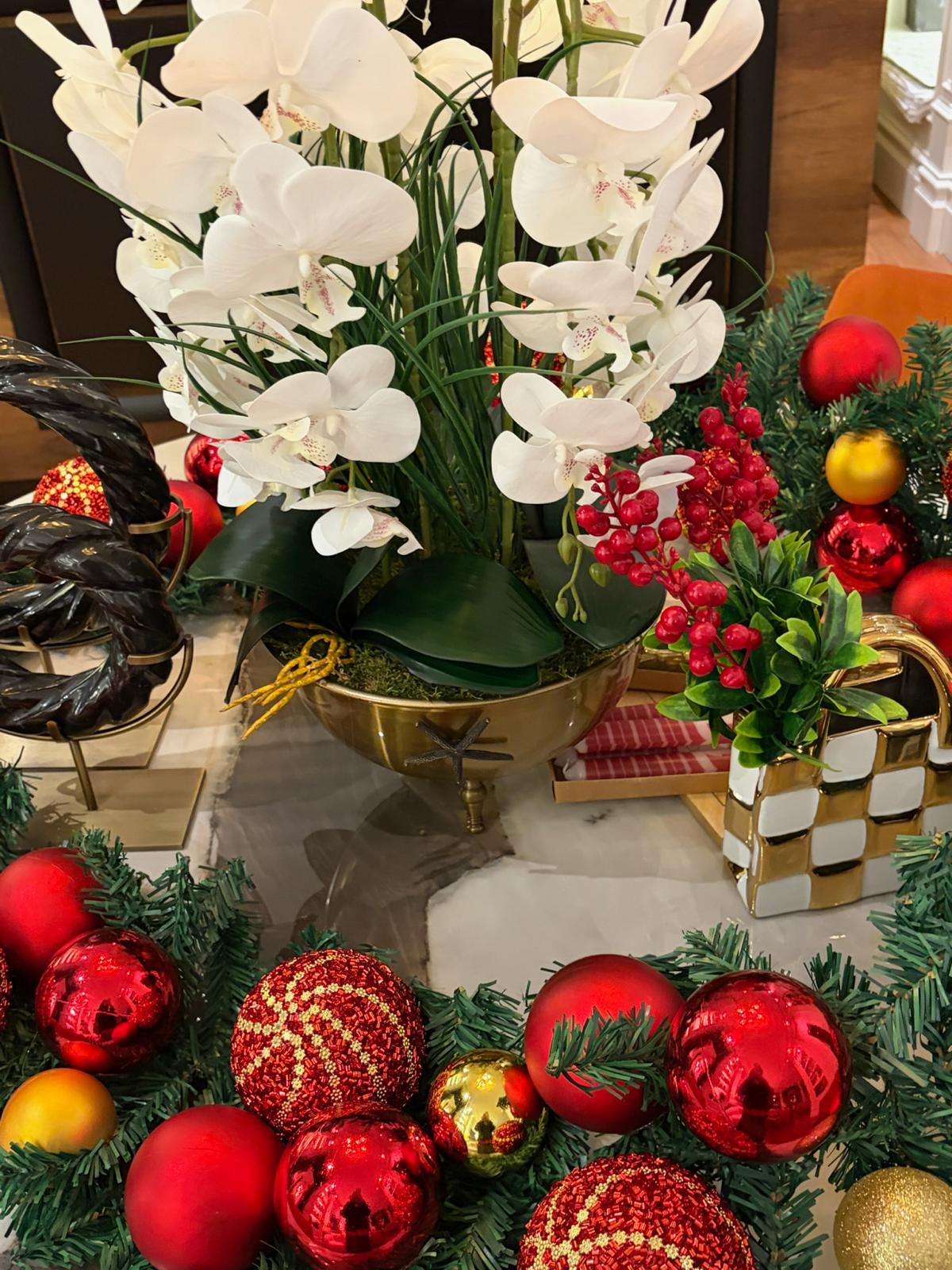 New arrivals collection featuring luxury furniture and artistic décor pieces