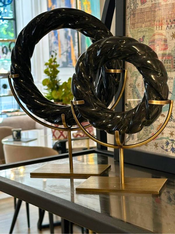 Taurus Black Marble Twisted Disk – Decorative Object, Antique Brass Stand