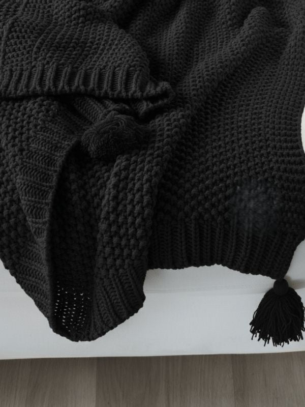 Black Knitted Throw Blanket with Tassels – Soft Textured Single Sofa Throw (130 x 170 cm)