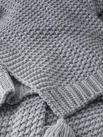 Grey Knitted Throw Blanket with Tassels – Soft Textured Single Sofa Throw (130 x 170 cm)
