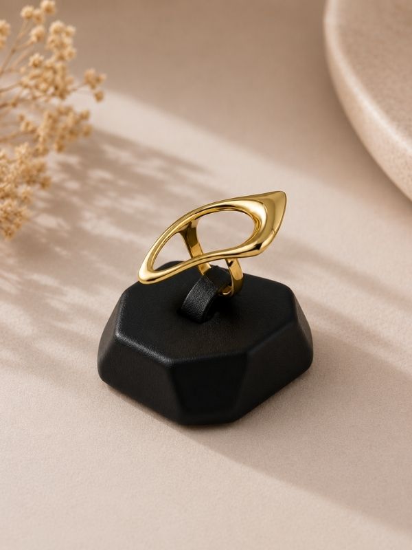 Aura Loop Ring