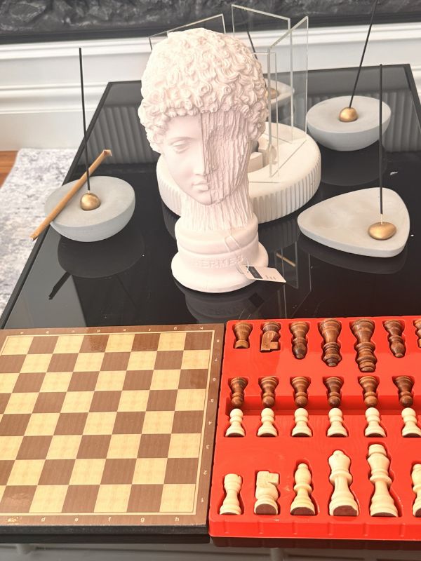 Chess Classic Set Small – Compact Elegance for Anywhere