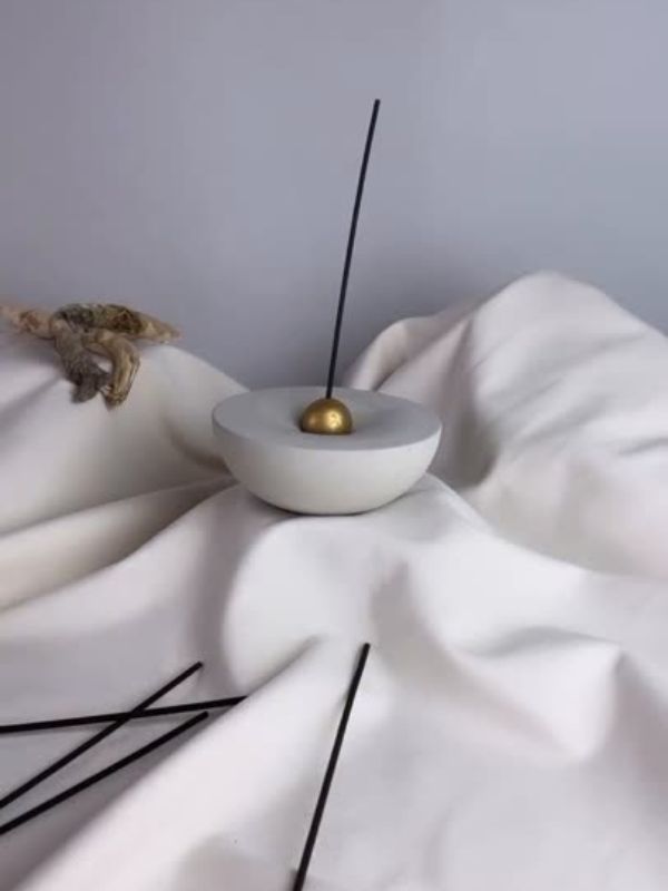 HOLE’ Concrete Smokehouse – Contemporary Incense Holder