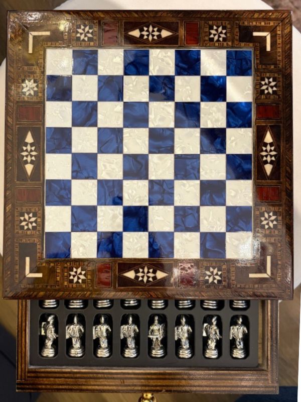 Handmade Mother-of-Pearl Chess Set – Brass & Chrome Pieces (25 x 25 cm)