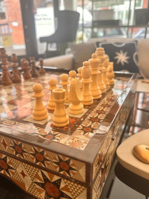 Luxury VIP Chess Set Hatem – Ornate Wooden Game Board