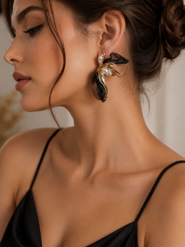 Petal Muse Earrings