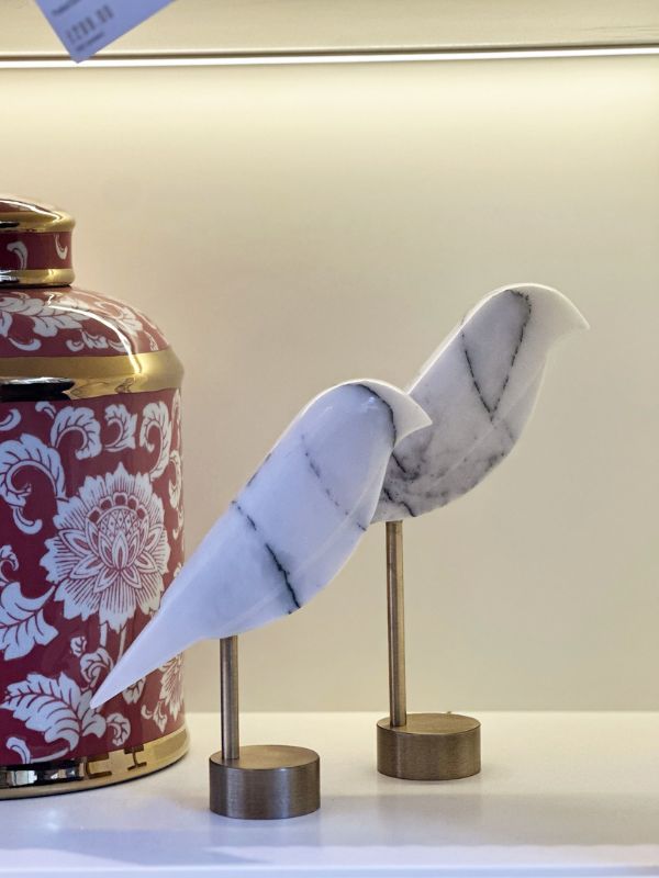 White Marble Bird with Black & Grey Veins – Decorative Object, Antique Brass Stand