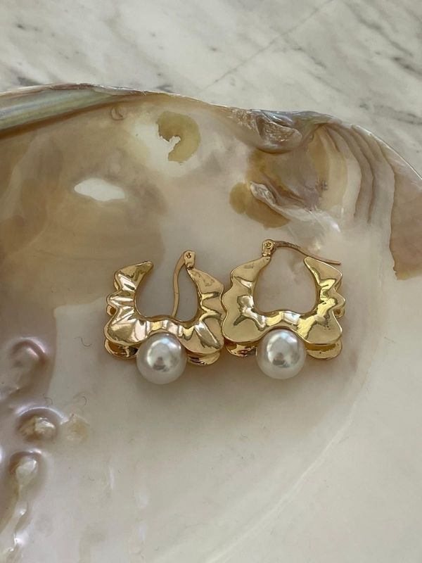 Vera Bloom Earrings