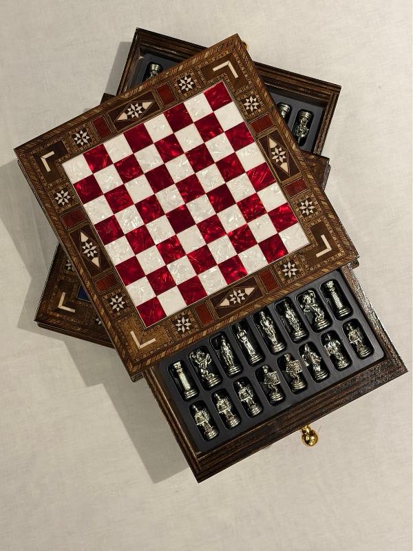 Handmade Mother-of-Pearl Chess Set – Brass & Chrome Pieces (25 x 25 cm)